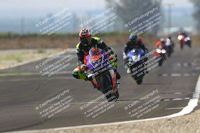 media/Sep-20-2025-TrackDaz (Sat) [[27f0cde673]]/A Group/2pm (Turn 9)/